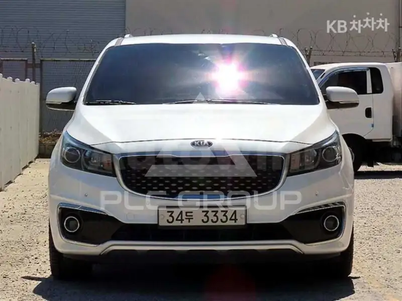 2015 KIA Carnival