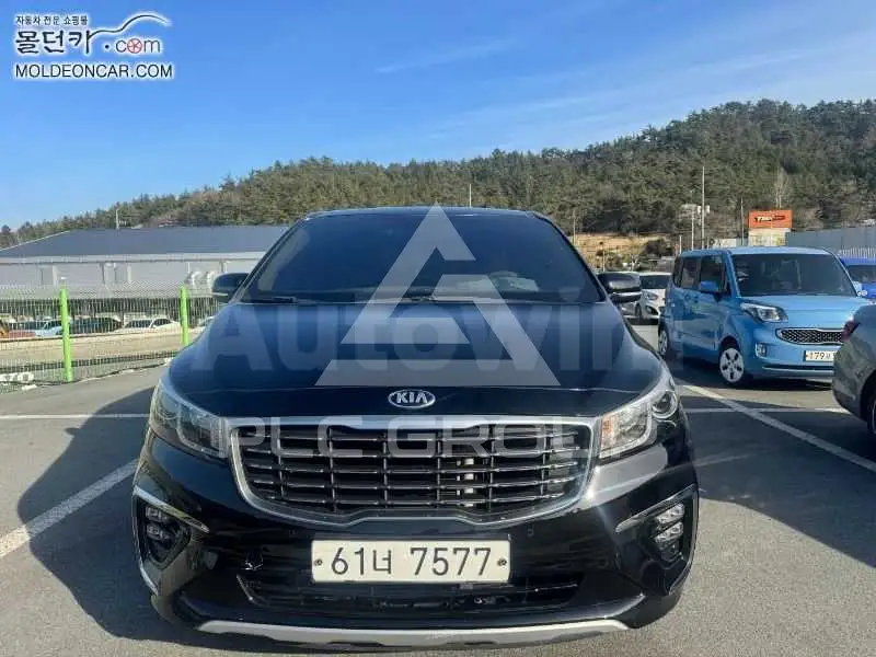 2015 KIA Carnival