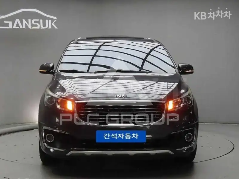 2015 KIA Carnival