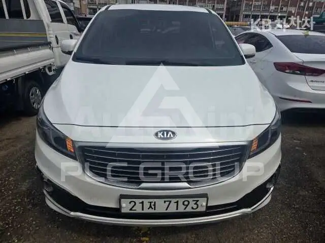 2015 KIA Carnival