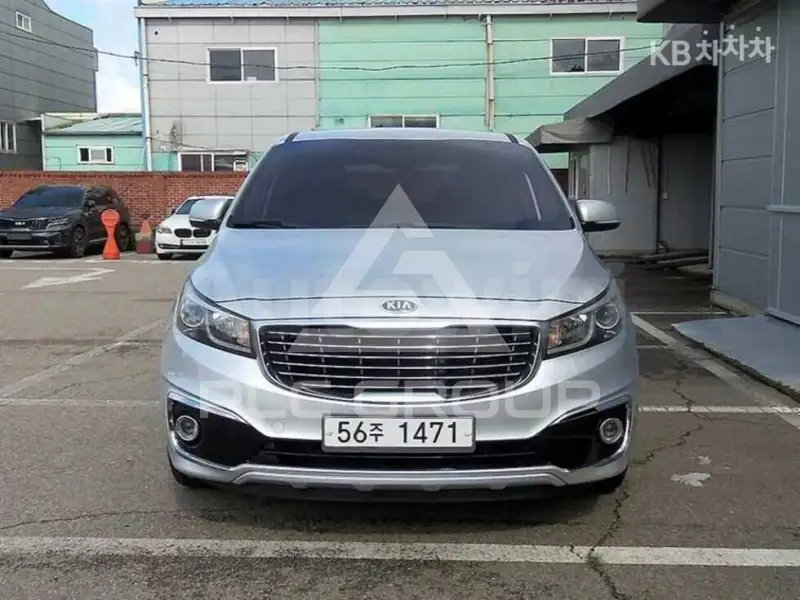 2015 KIA Carnival