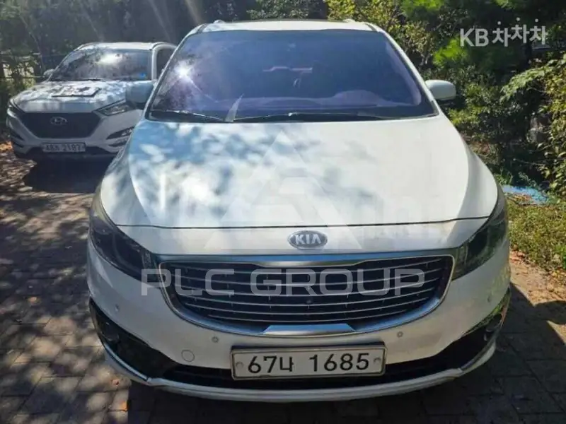 2015 KIA Carnival