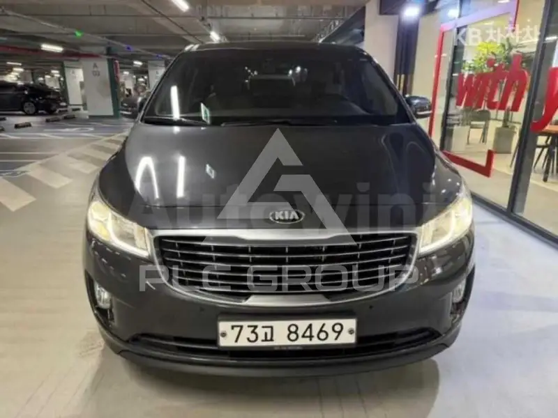 2015 KIA Carnival
