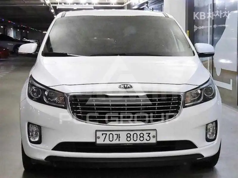 2015 KIA Carnival