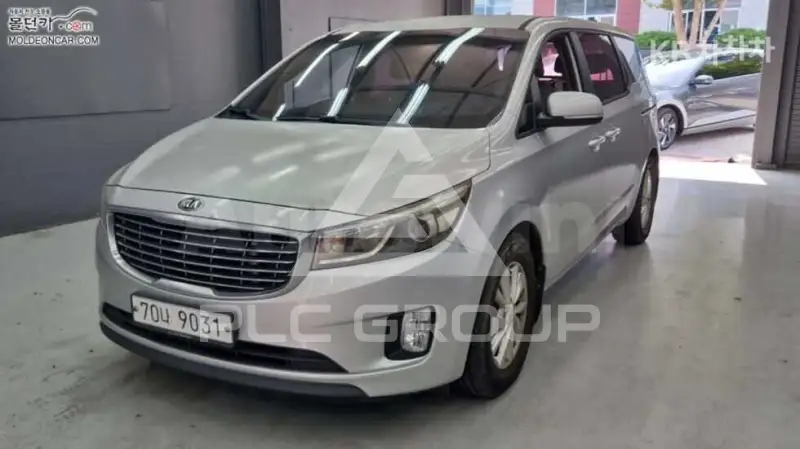 2015 KIA Carnival