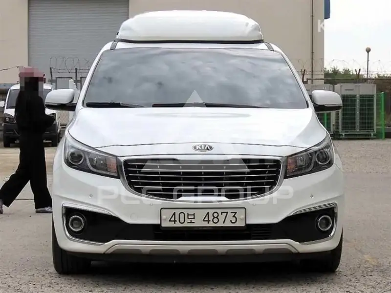 2015 KIA Carnival