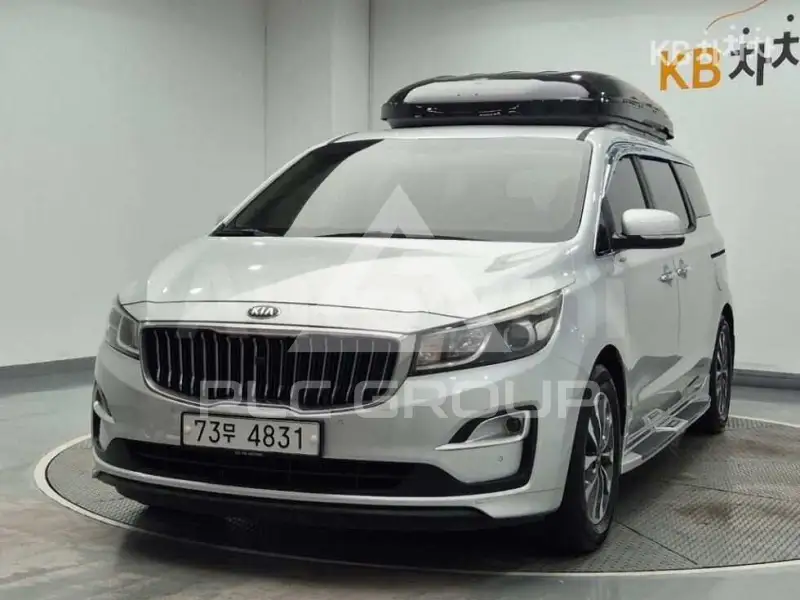 2015 KIA Carnival
