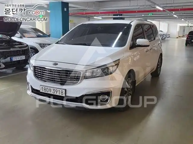 2015 KIA Carnival