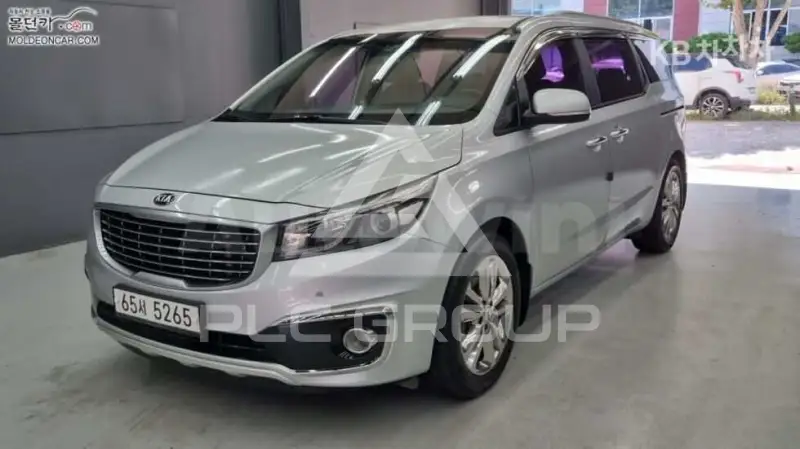 2015 KIA Carnival