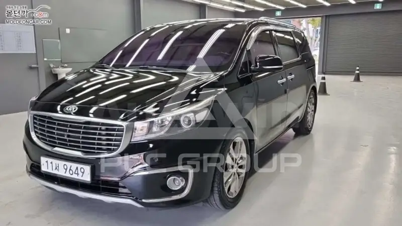 2015 KIA Carnival