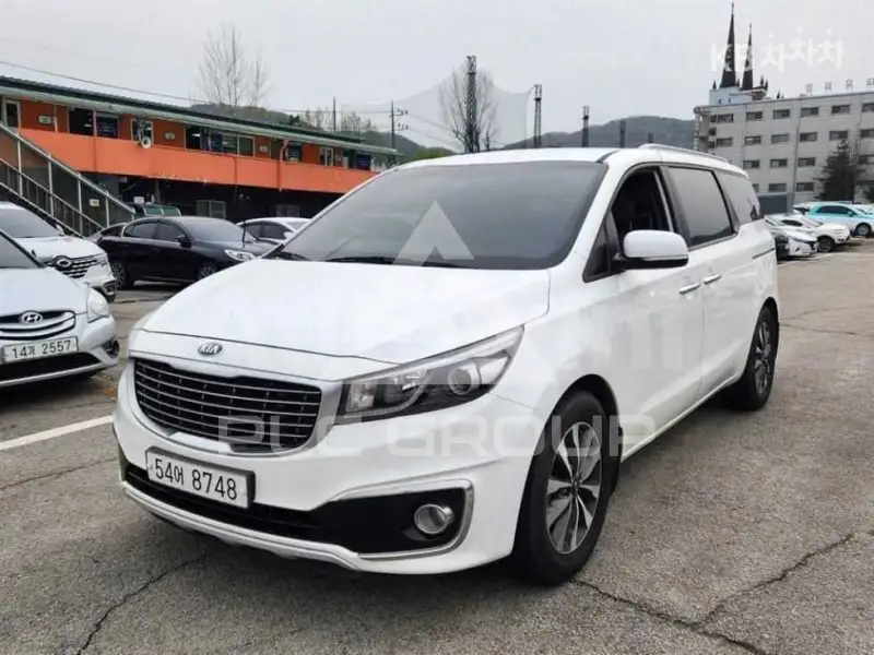 2015 KIA Carnival