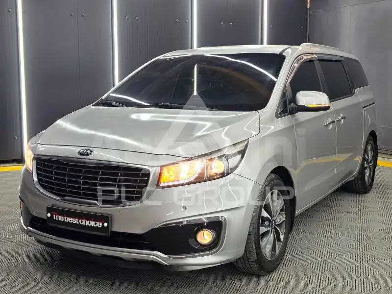 2015 KIA Carnival