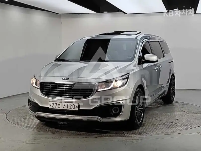 2015 KIA Carnival