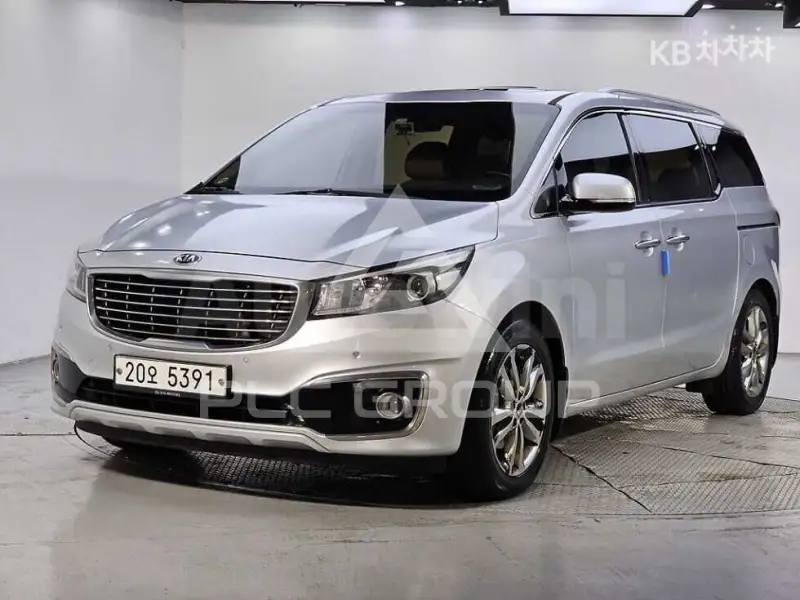 2015 KIA Carnival