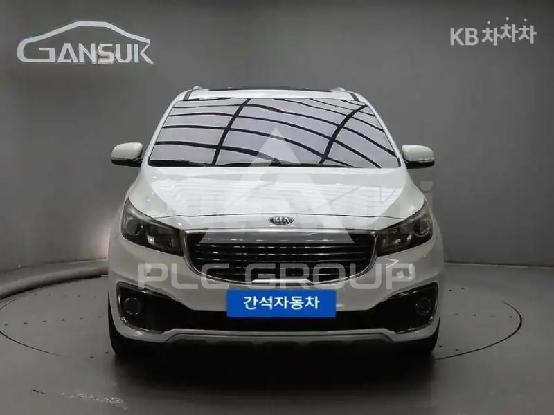 2015 KIA Carnival