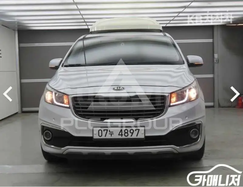2015 KIA Carnival