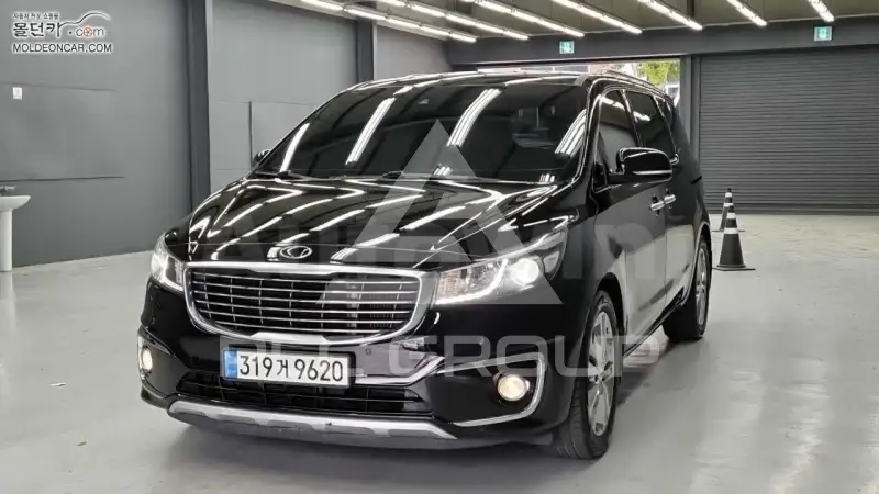 2015 KIA Carnival