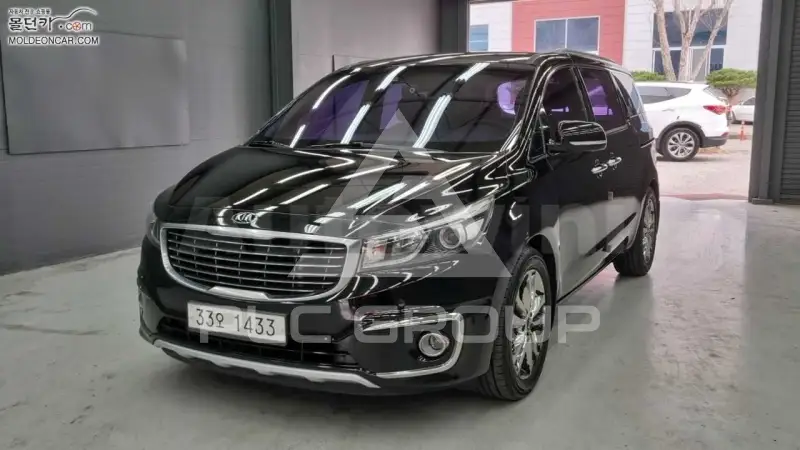 2015 KIA Carnival