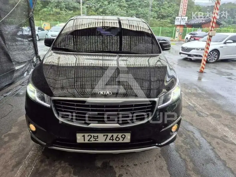2015 KIA Carnival