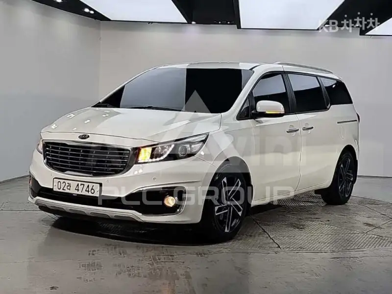 2015 KIA Carnival
