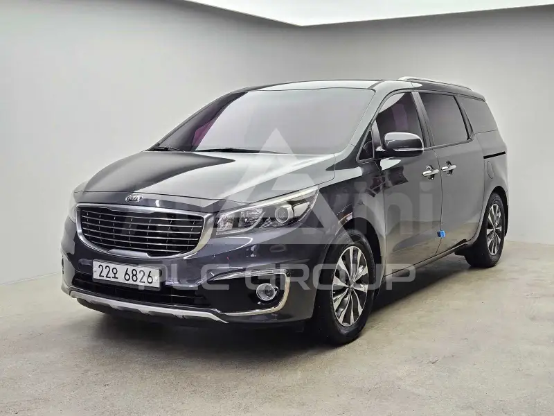 2015 KIA Carnival