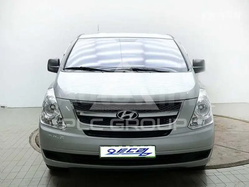 2015 Hyundai Starex