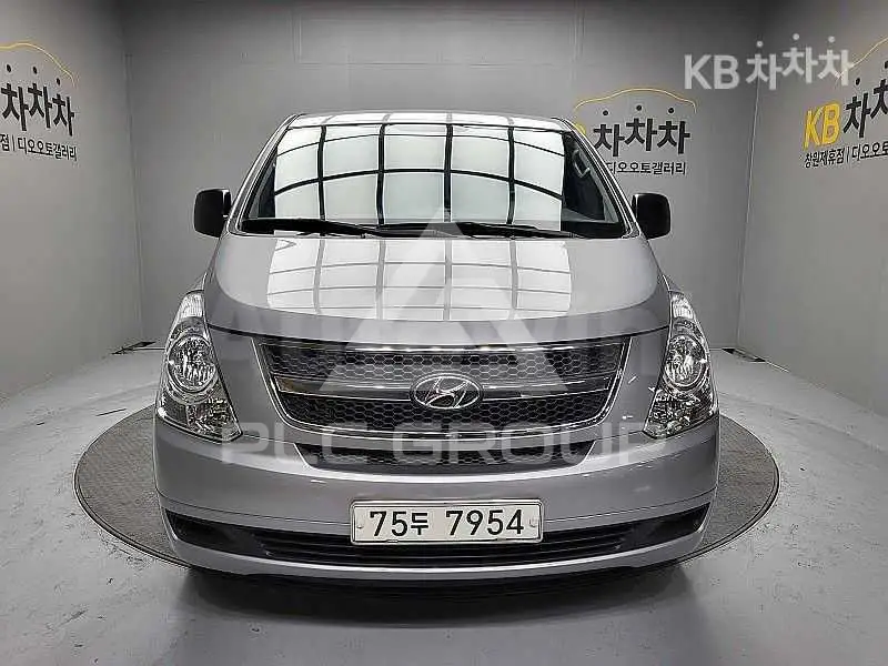 2015 Hyundai Starex
