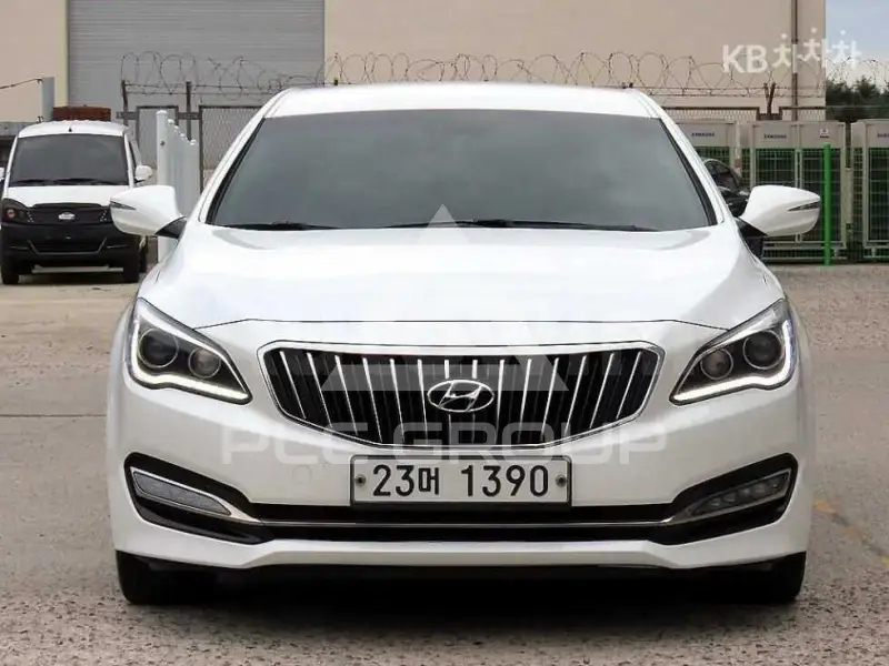 2015 Hyundai Aslan