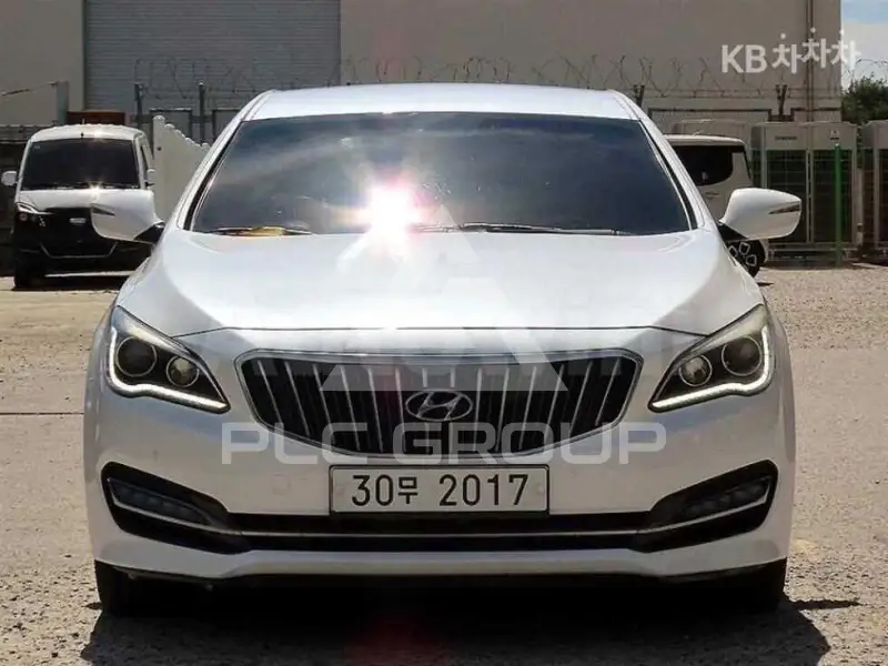 2015 Hyundai Aslan