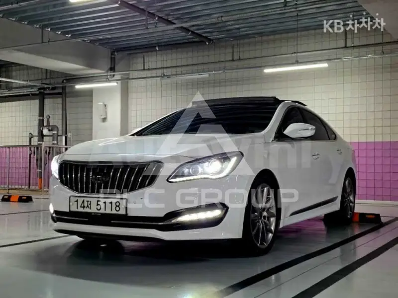 2015 Hyundai Aslan