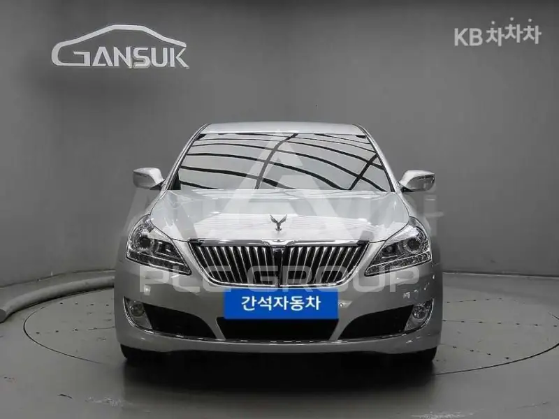 2015 Hyundai Equus