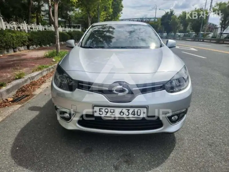 2015 Renault SM3