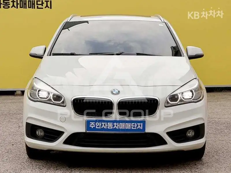 2016 BMW 218