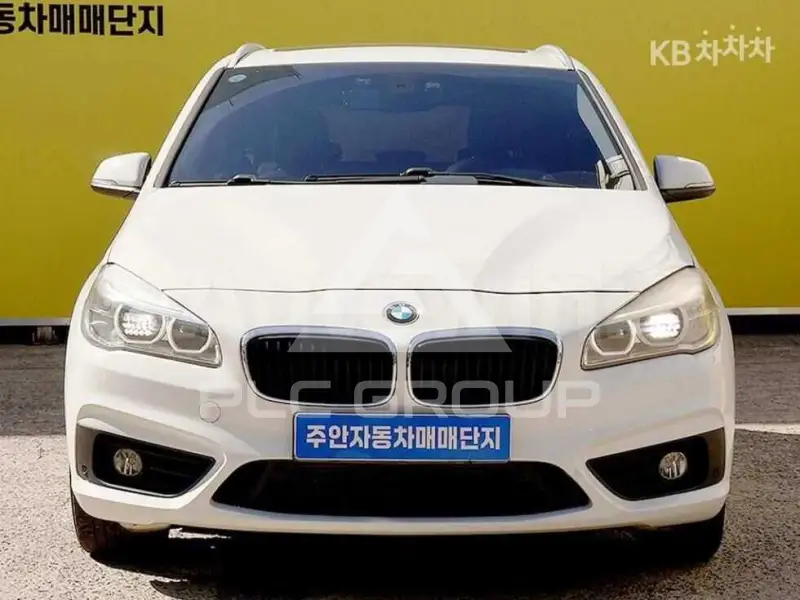 2016 BMW 218