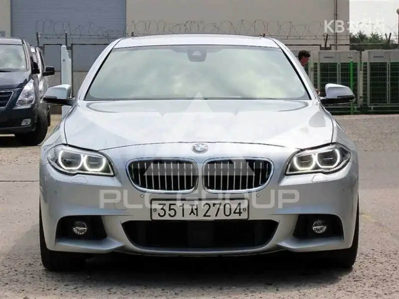 2016 BMW 523