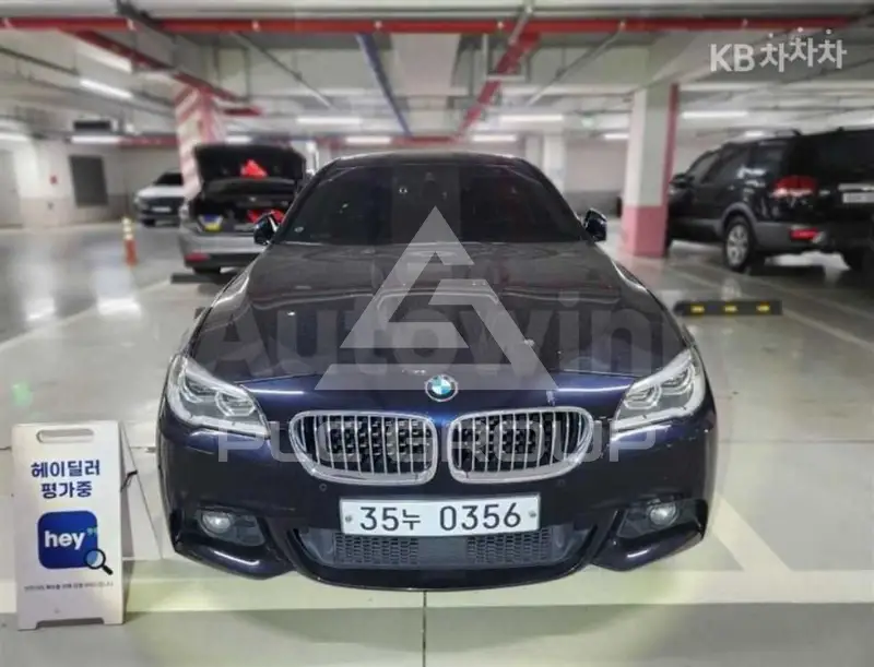 2016 BMW 523
