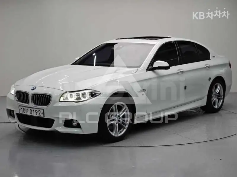 2016 BMW 523