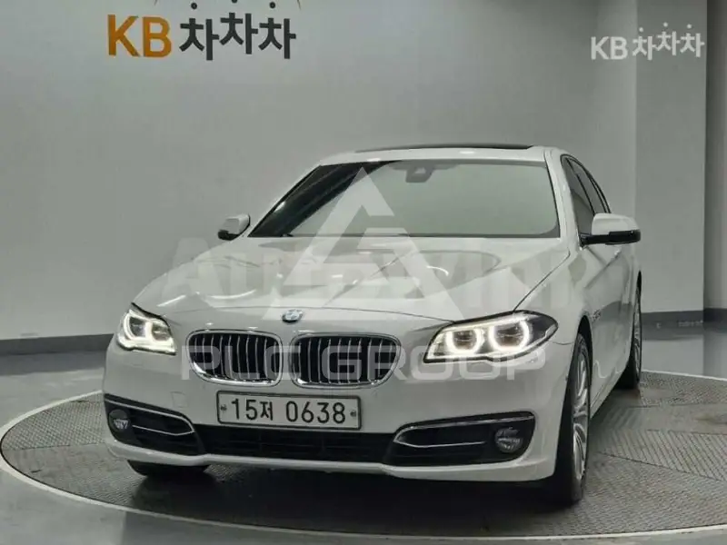 2016 BMW 523