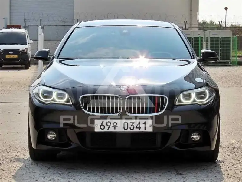 2016 BMW 523