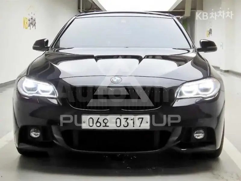 2016 BMW 523