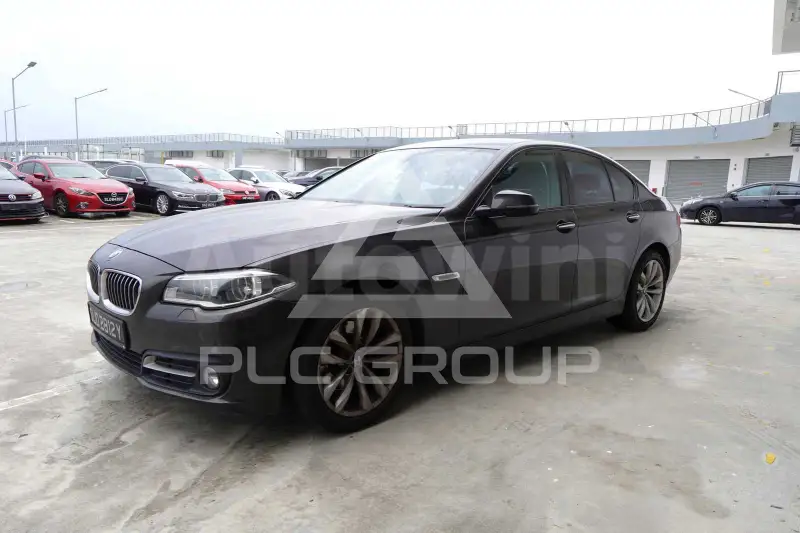 2016 BMW 523