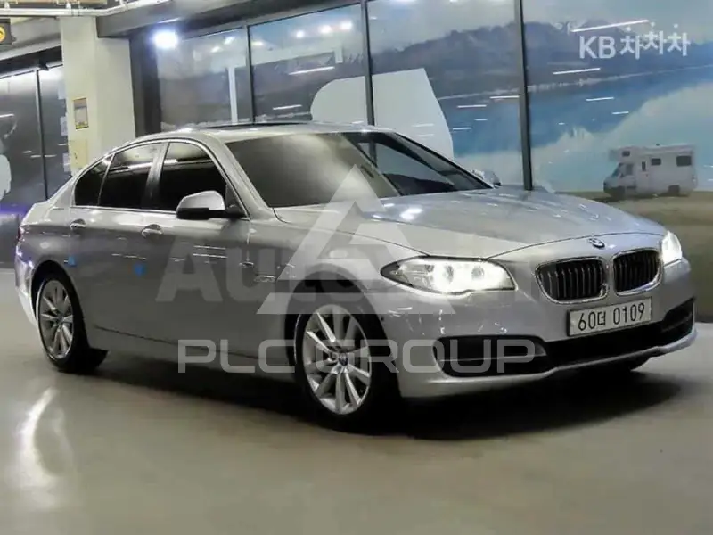 2016 BMW 523
