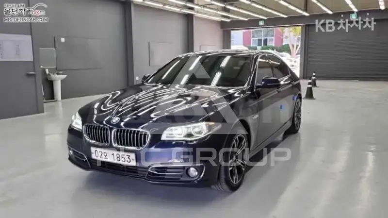 2016 BMW 523