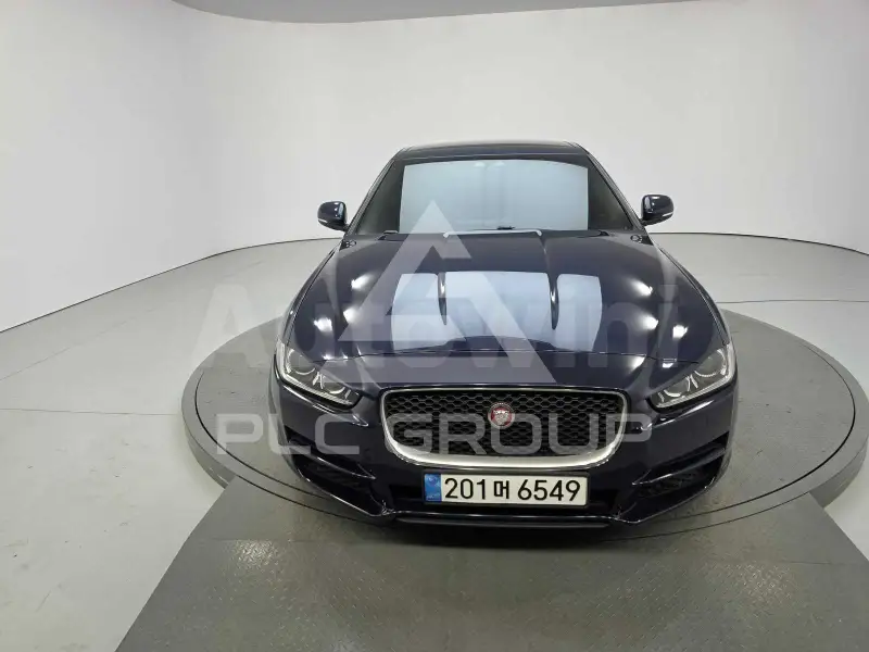 2016 Jaguar XE