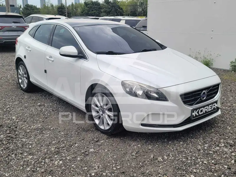 2016 Volvo V40