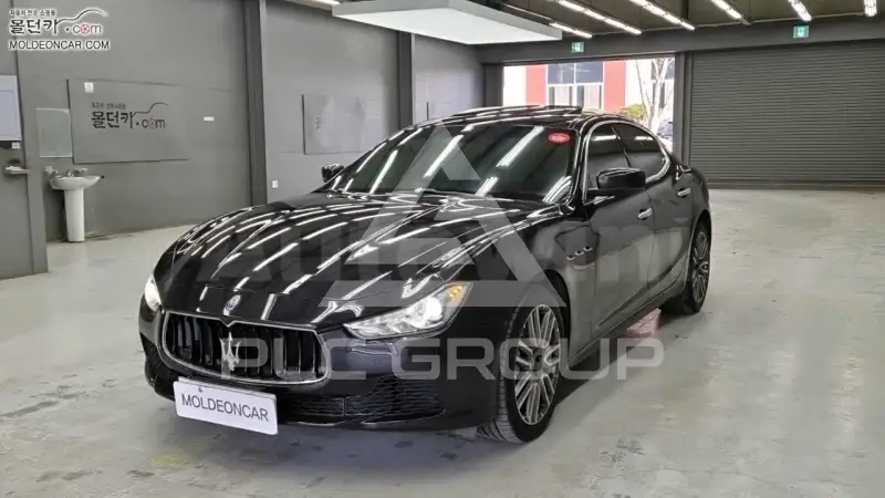 2016 Maserati GHIBLI