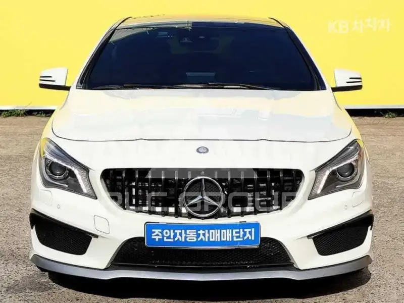 2016 Mercedes Benz CLA-Class