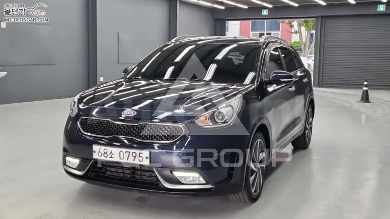 2016 KIA Niro
