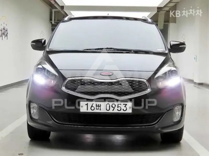 2016 KIA Carens
