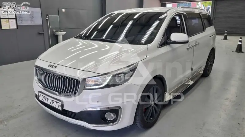 2016 KIA Carnival